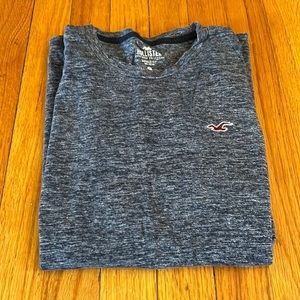 Hollister Muscle Fit Tee in VGC‎ Size Medium